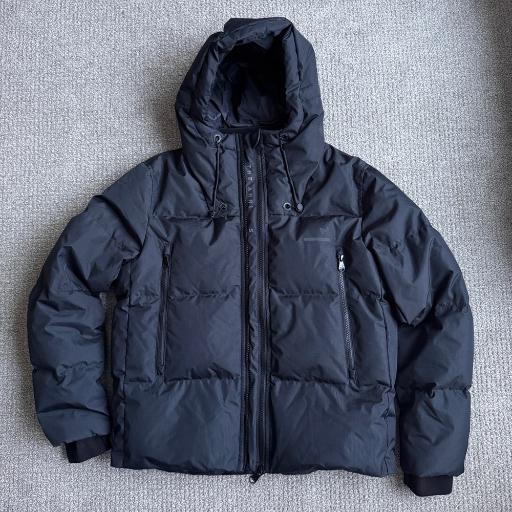 The Arrivals Mens AER Black Goose Down Hooded Puffer Coat